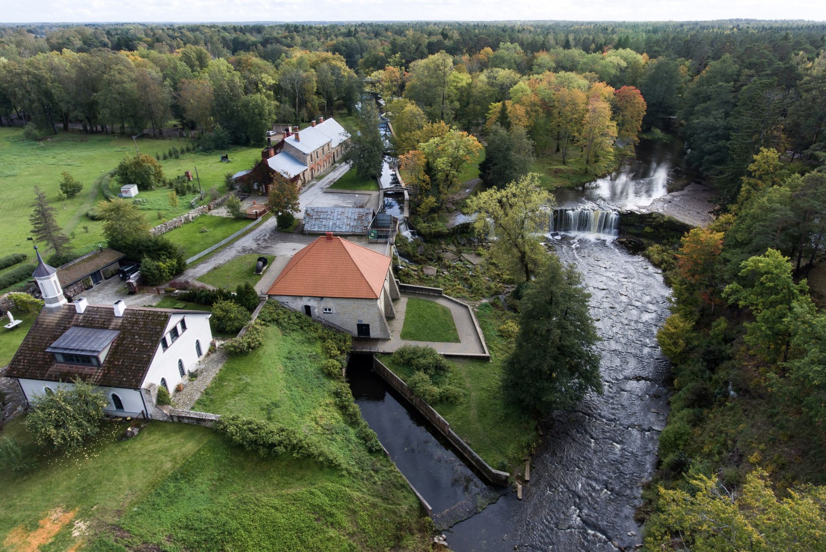 FOTOVAATLUS | Vee vägi Eestimaa hüdroelektrijaamades