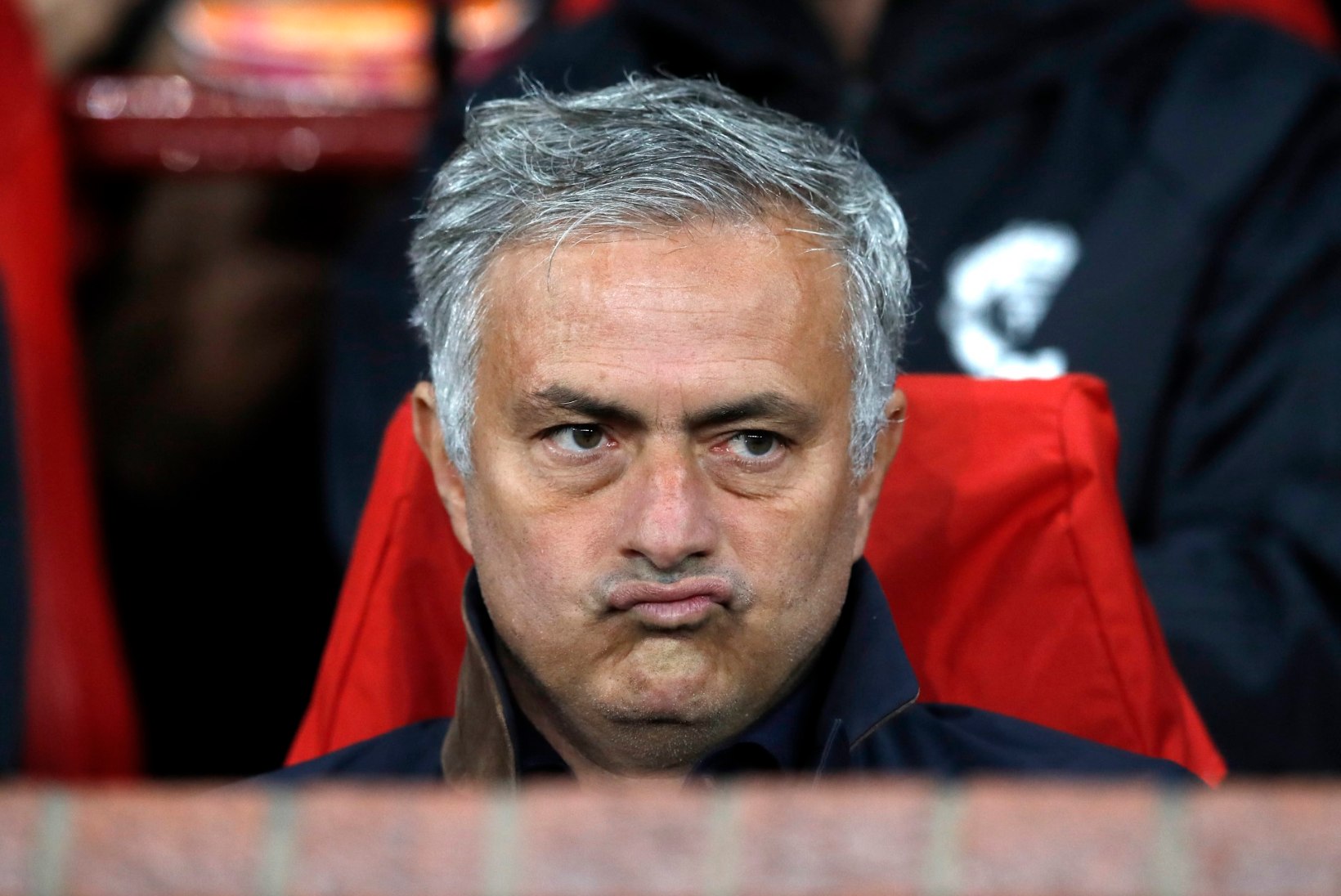 Briti meedia sõnul saab Mourinho täna hundipassi, Unitedi legend on püha viha täis