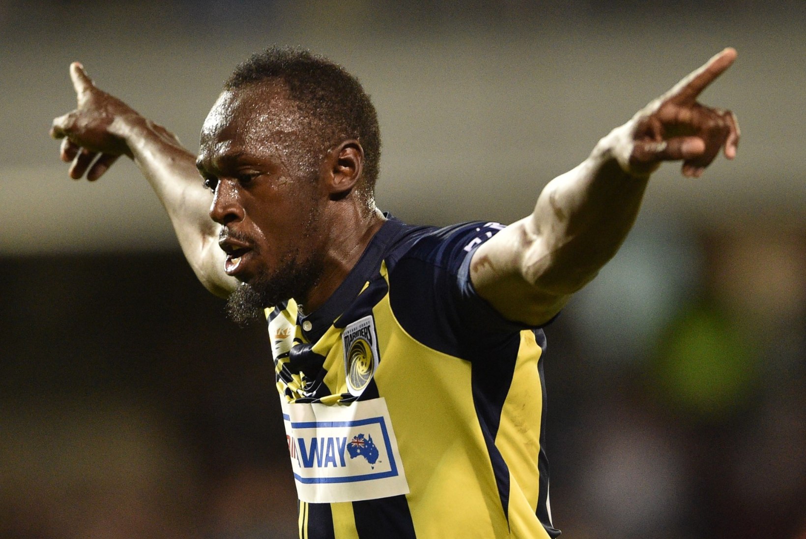 Kas amatöörjalgpallur Usain Bolt kutsutakse tõesti Jamaica koondisesse?