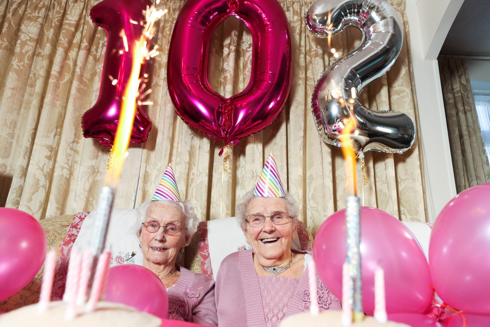 Briti vanimad kaksikud said 102aastaseks!