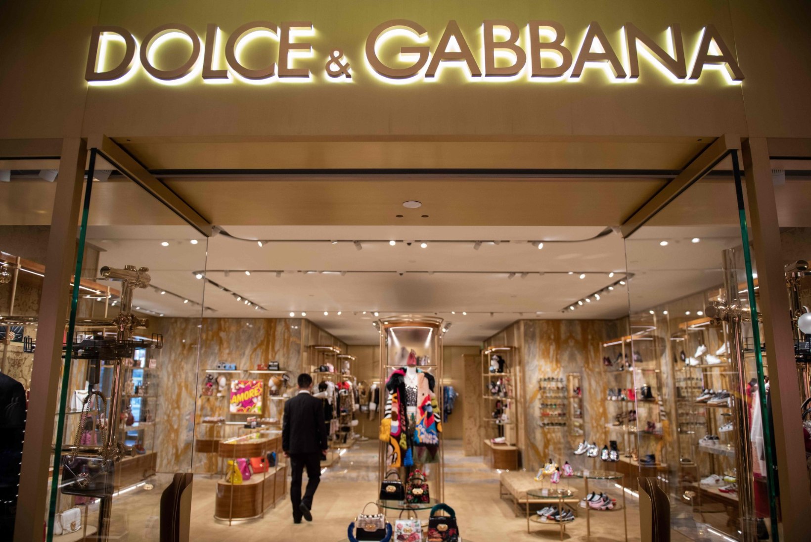 Dolce & Gabbana võib prohmaka tõttu Hiina turult kaduda