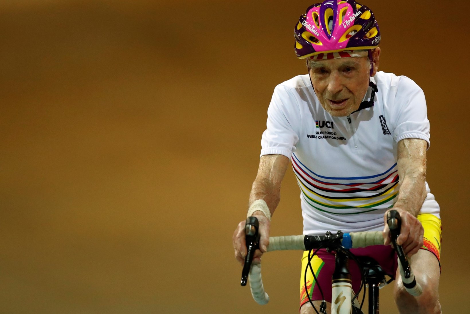 106aastane maailmarekordimees ei suuda ega taha sporti jätta