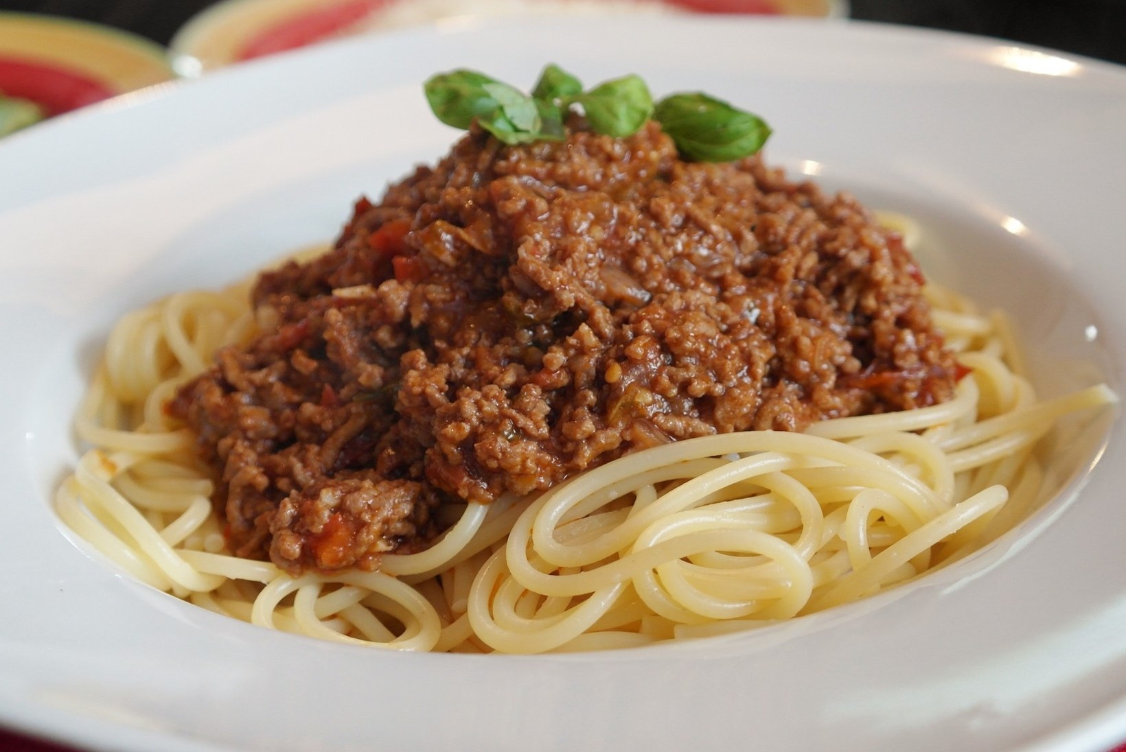 KOHALIKUD KOMBED | Käitu Itaalias nagu itaallane: spagette süües ära kasuta lusikat ja parmesan unusta sootuks 