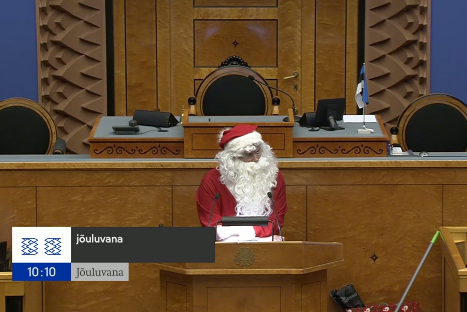 VIDEO | Mida tõi jõuluvana riigikogu liikmetele?