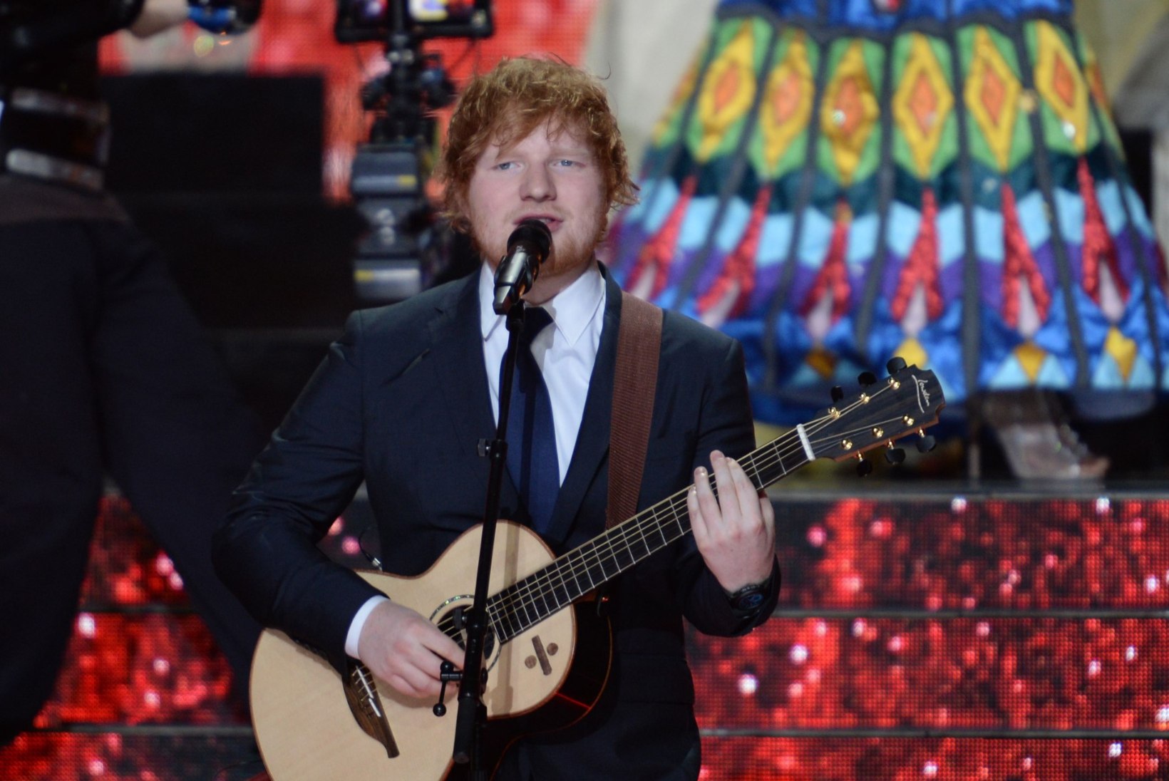Ed Sheeran teenis aasta jooksul turneega uskumatu summa