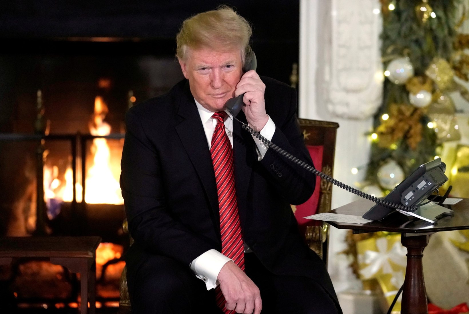 VIDEO | Trump põrmustas lapse illusiooni: „Kas sa usud ikka veel jõuluvanasse?“