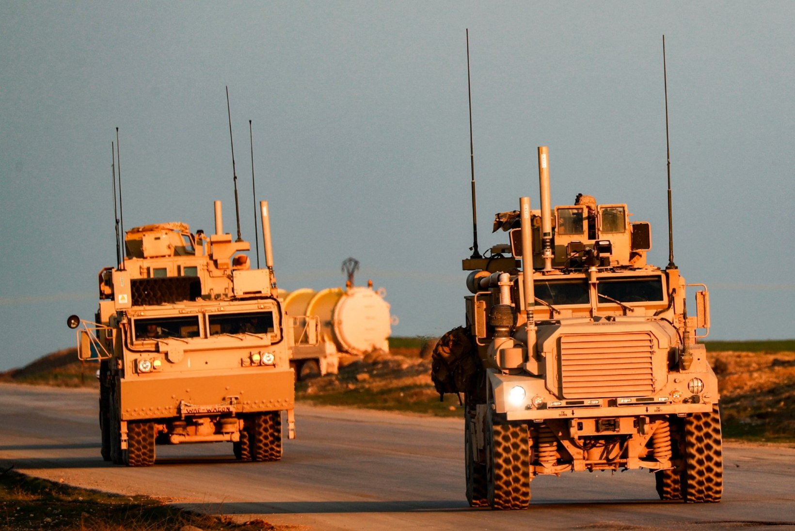 USA komandörid soovivad oma relvad kurdidele jätta