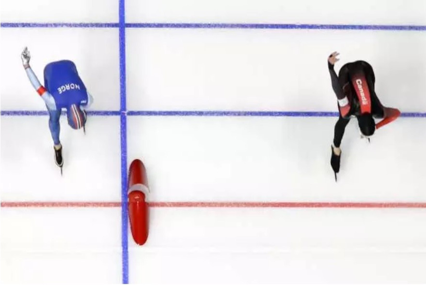 FOTO | Kiiruisutamise olümpiamedal jagati paari millimeetri sees, hollandlane tegi vägevat ajalugu