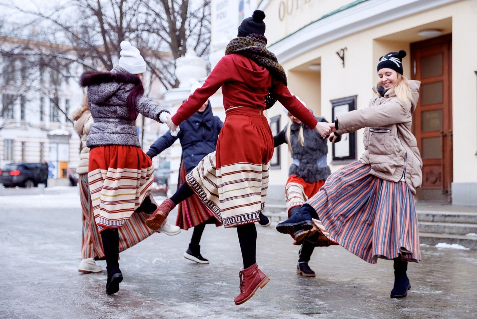 VIDEO JA GALERII | Rahvusooper Estonia tähistas täna vastlapäeva