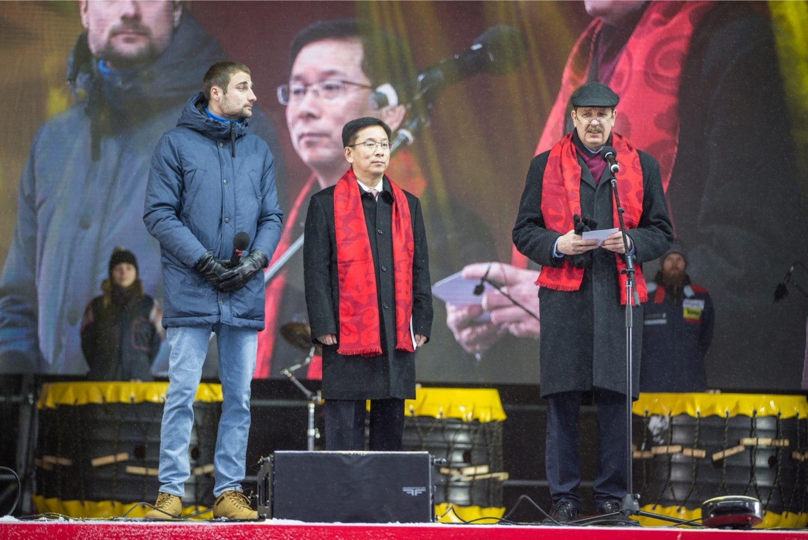 GALERII | Vabaduse väljakul tähistati Hiina uut aastat