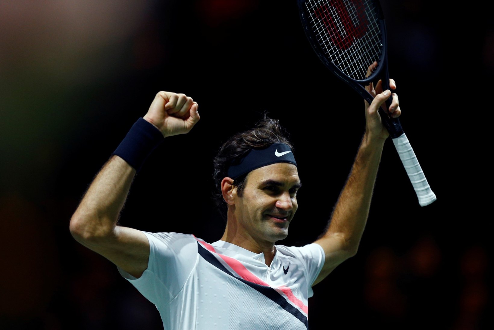 AMETLIK: vanameister Federerist sai läbi aegade eakaim tennise esinumber, Kanepi tõusis