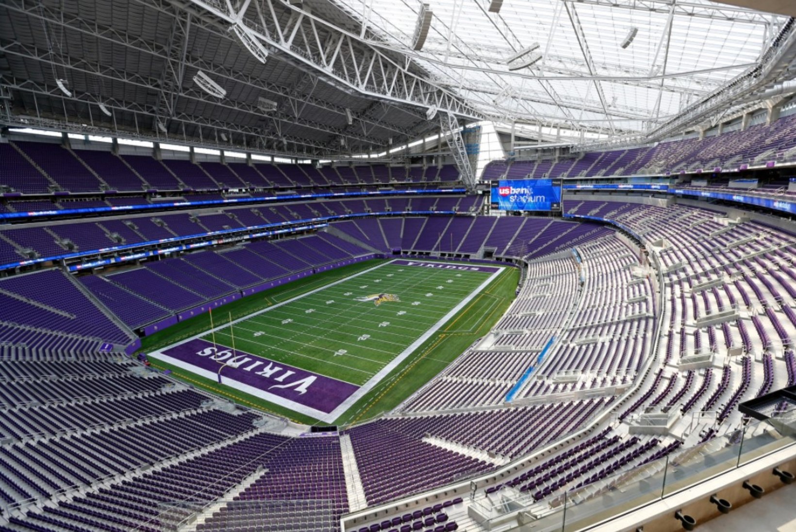 Super Bowli staadionil vajub suu ammuli ka kõige tuimemal Ameerika jalgpalli fännil