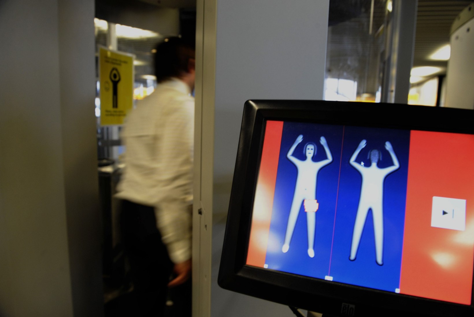 USA lennujaamades turvamehena töötanu: jah, me naersime kehaskanneris käinud reisijate üle 