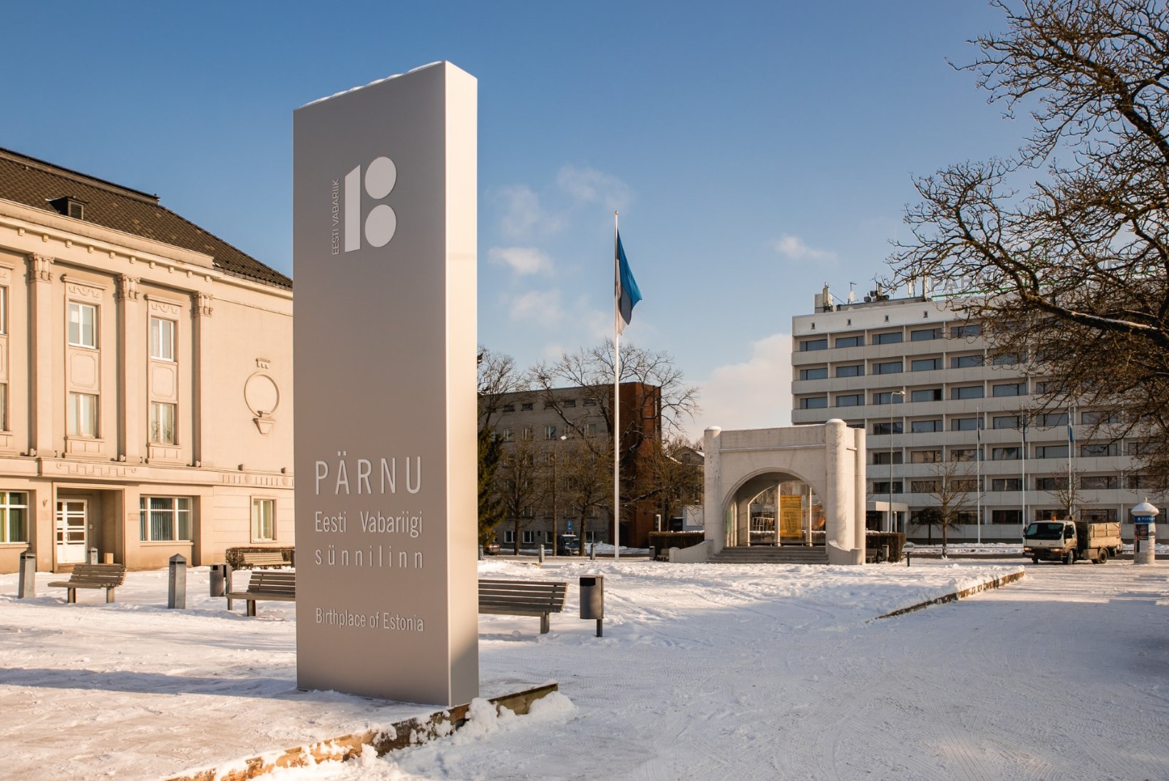 EV100 Pärnus: vabariigi loojatele avatakse mälestusmärk 
