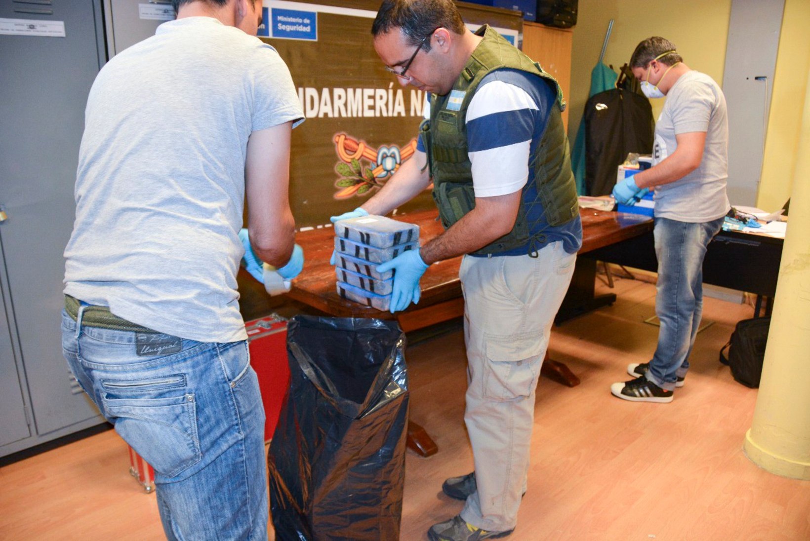 Vene saatkonnas Argentinas vahetati 389 kilo kokaiini jahuga ära