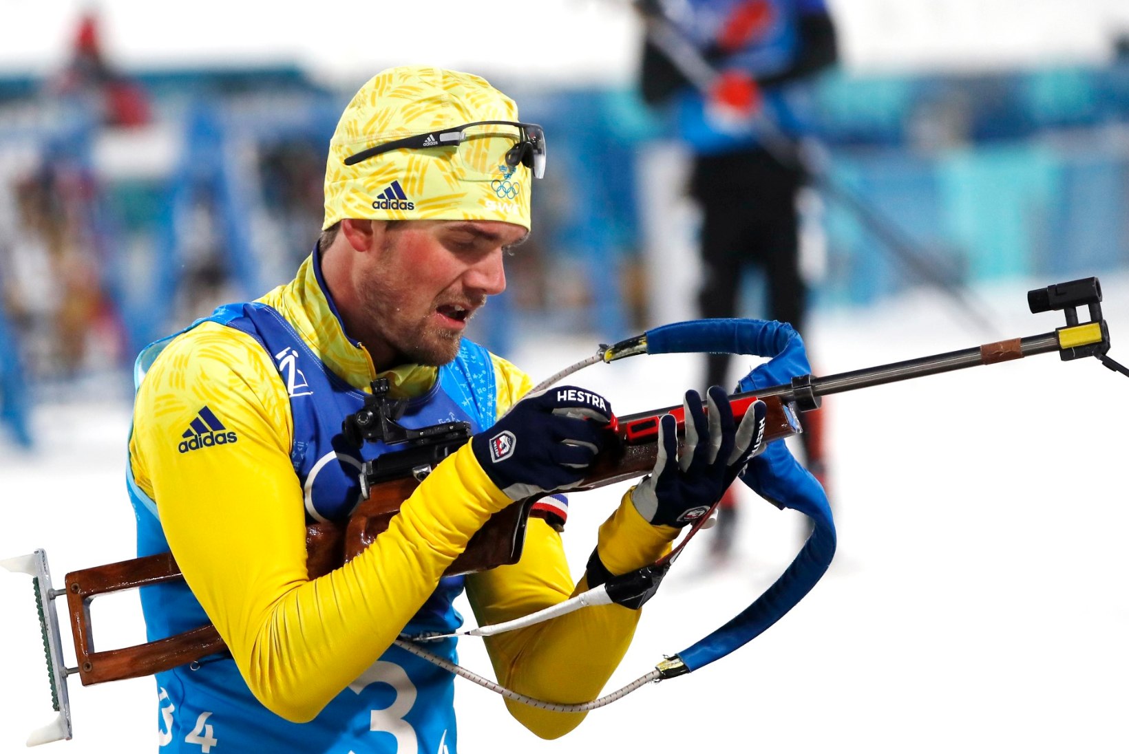 Rootsi imelised laskesuusatajad panid olümpiamängudele kuldse punkti