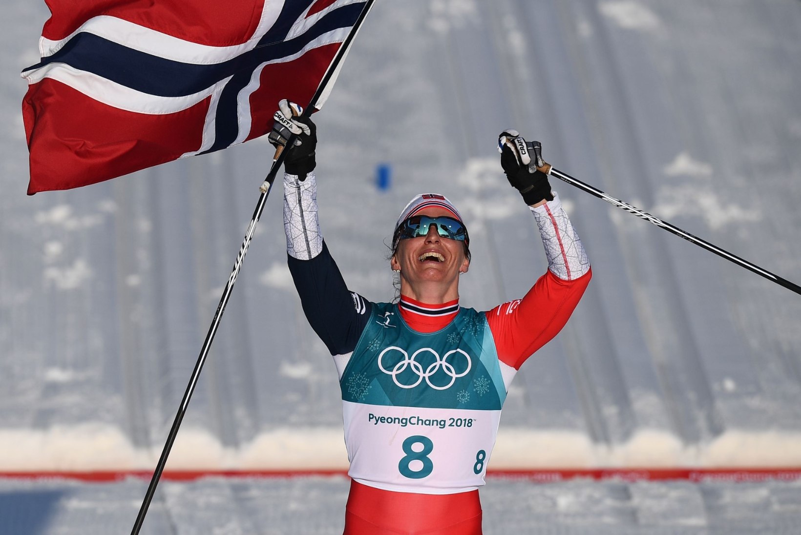 Ülivõimsa soolosõidu teinud Marit Björgen sai kaela karjääri kaheksanda olümpiakulla