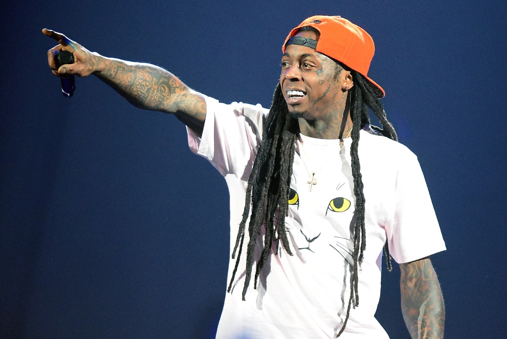Räppar Lil Wayne ähvardas kontserdikülastajaid relvadega