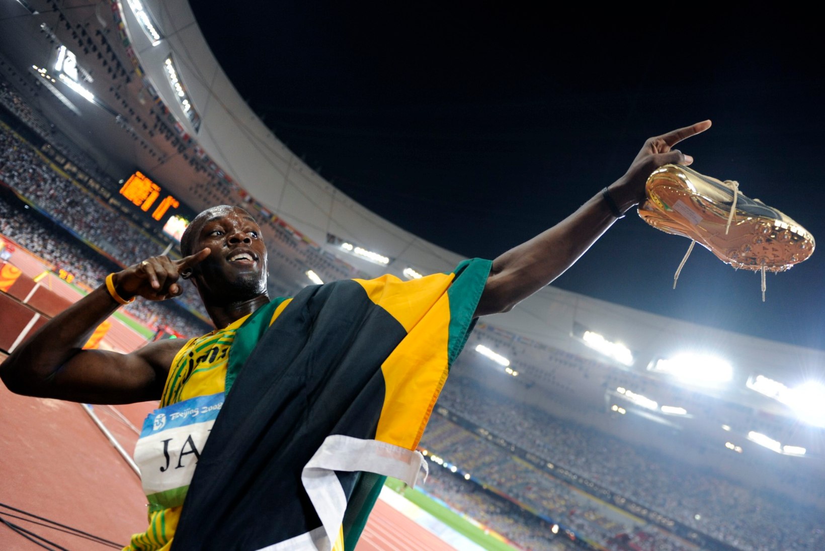 VAHVA VIDEO | Usain Bolt täitis oma lubaduse ning tegi Saksamaa kahevõistlejatele muheda kingi