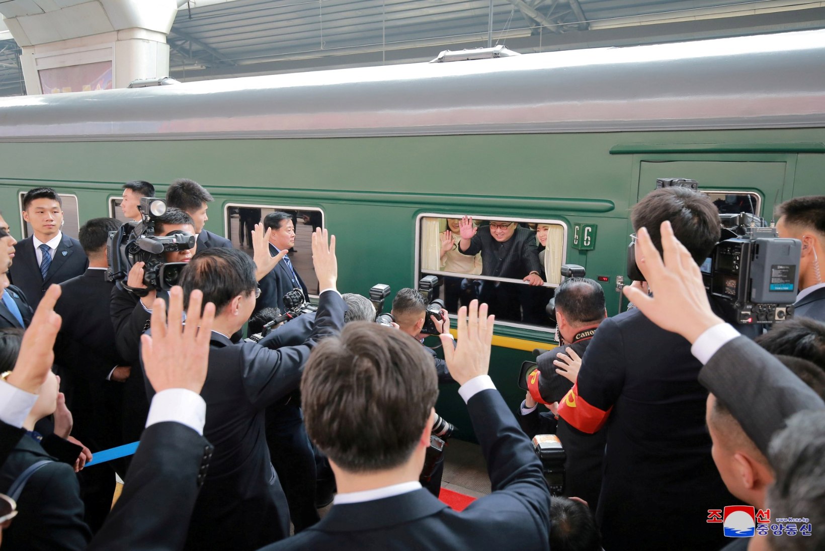  VIDEO ja FOTOD | Vaata, millise "luksuse" keskel Kim Jong-un Hiinasse reisis