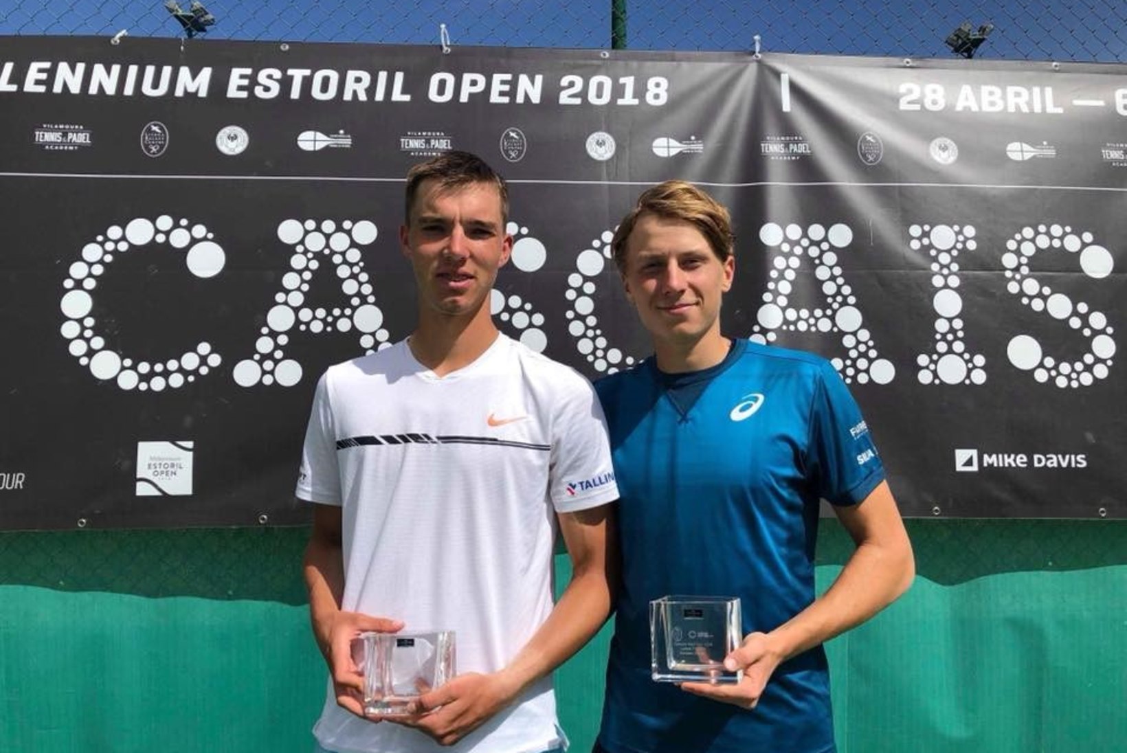 Potentsiaalikas Eesti noortennisist võitis Portugali turniiril paarismängu