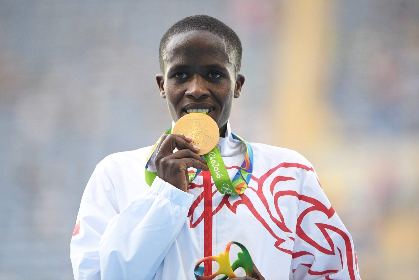 Briti ajaleht: teismelisena maailmarekordi püstitanud jooksustaar põrus dopinguga