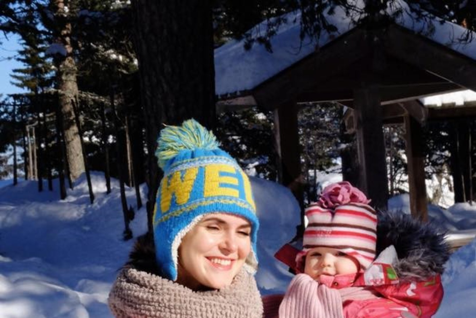 FOTO: Evelyn Mikomägi tunneb beebiga kodumaisest kaunist talvest mõnu