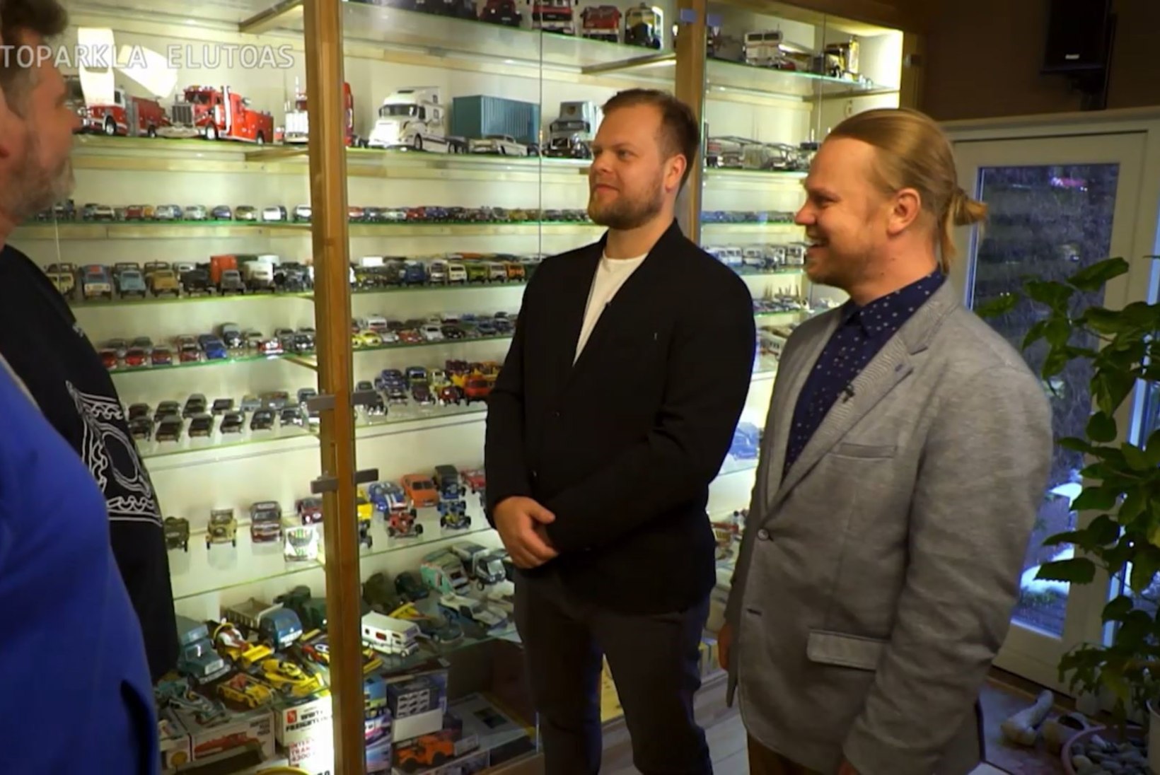 TV3 VIDEO | Täna on eetris „Üllata Eestit“ viimane osa, kus näeb 600 autot ühes elutoas