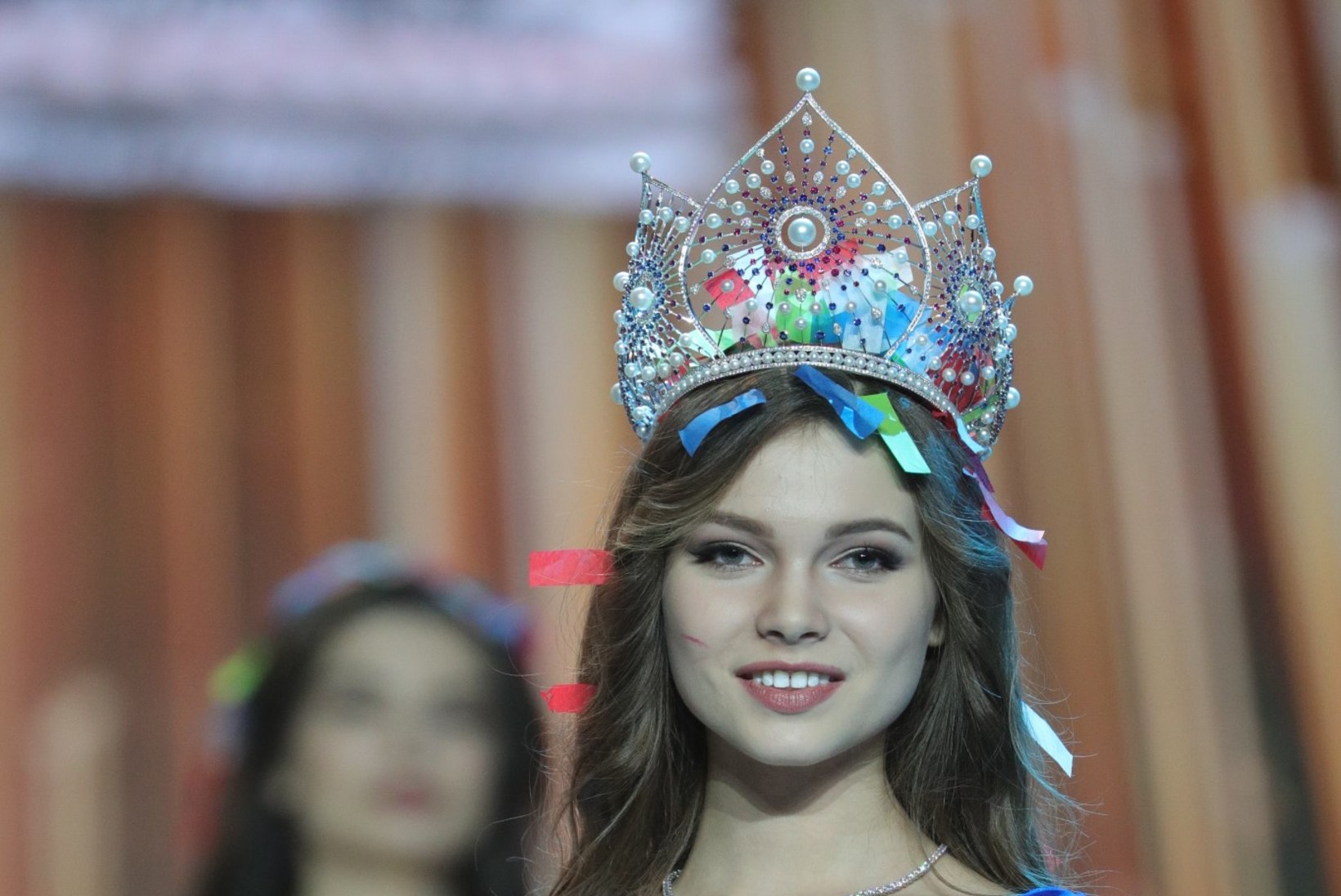 VIDEO | Miss Venemaaks krooniti 18aastane brünett