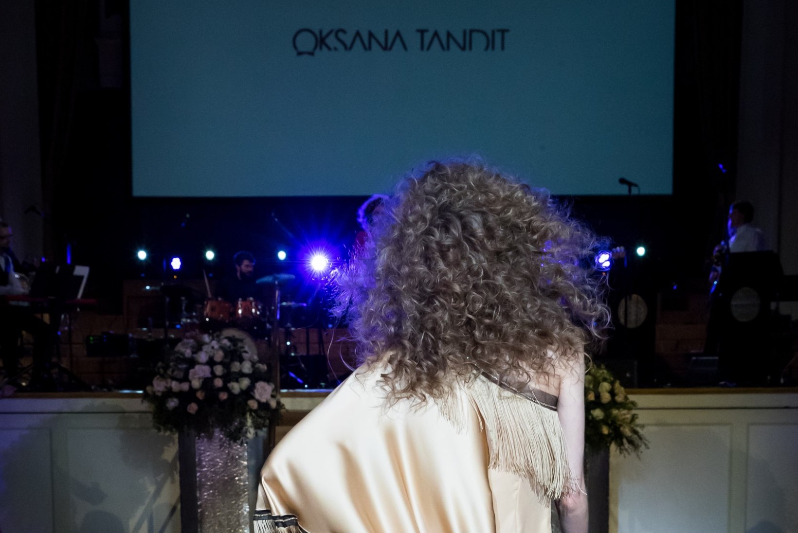 PILDIGALERII | Suurejooneline kaubanduskoja kevadball päädis Oksana Tanditi uhke moe-show'ga
