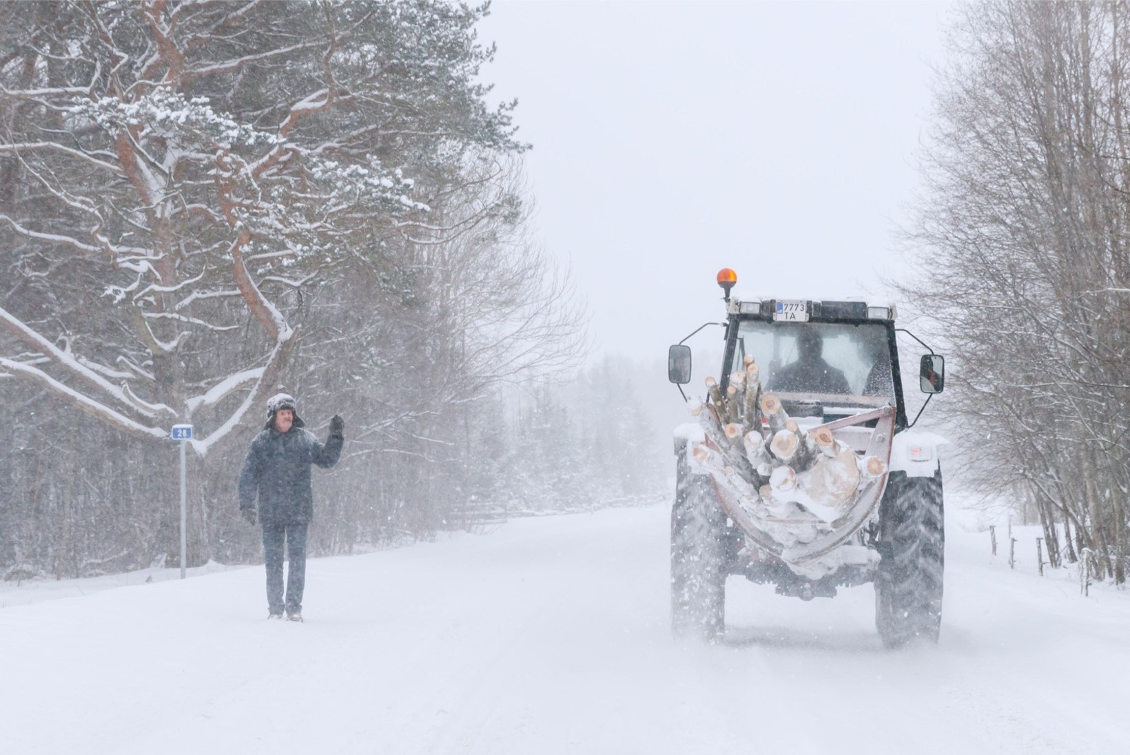 ILMABLOGI | Teeolud on keerulised: lume tõttu on juhtunud mitu avariid