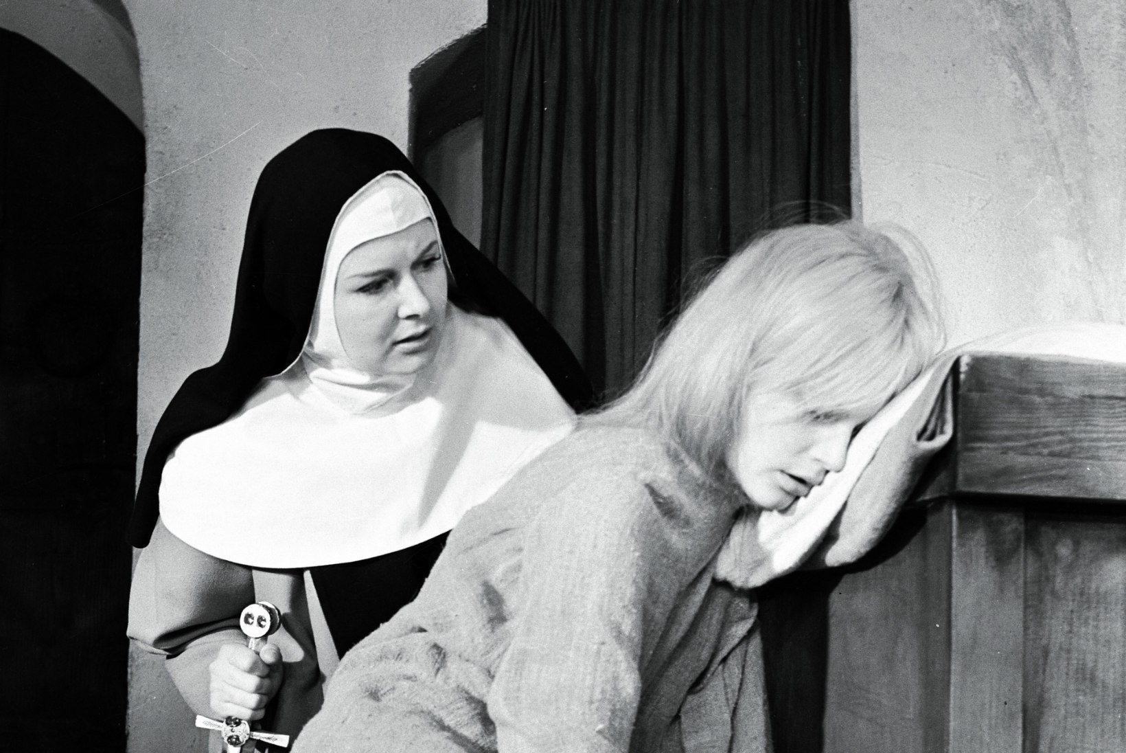 Filmidiiva Eve Kivi: „Eestis öeldakse, et minu filmikarjääri pikkus ongi vaid kolm minutit nunn Ursulat „Viimses reliikvias””