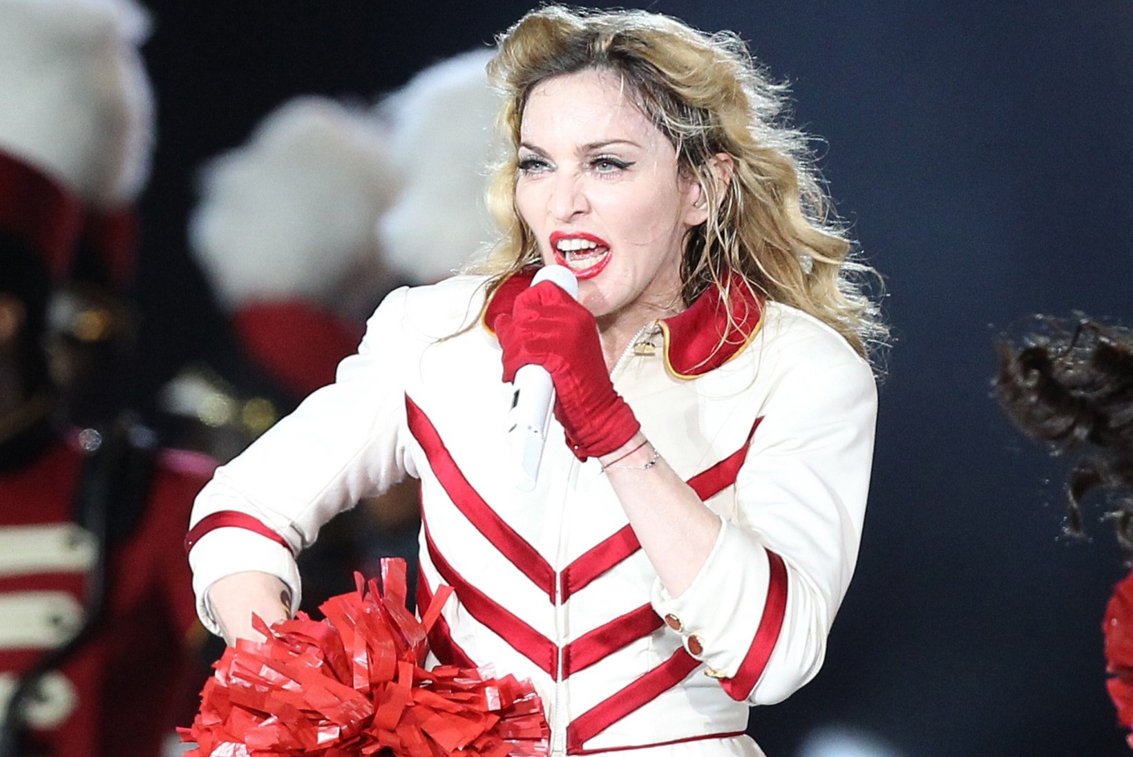 Madonna ei suutnud takistada oma aluspükste ja armastuskirjade müüki