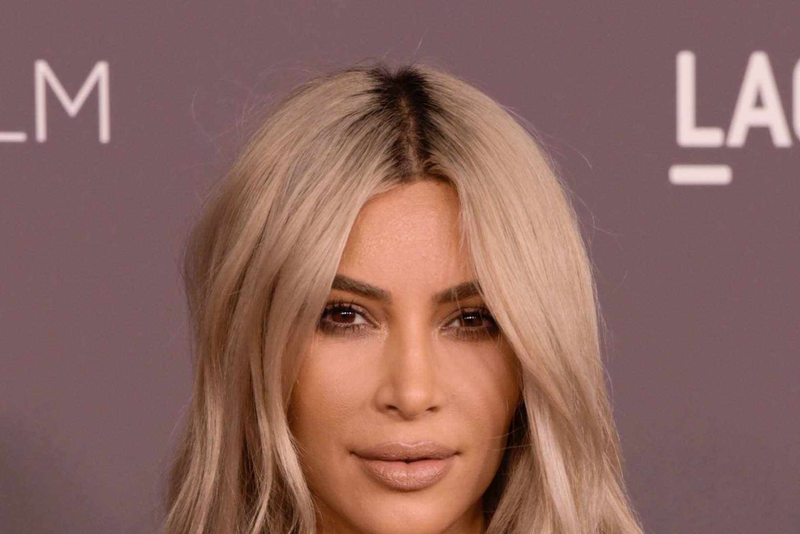Kim Kardashian avaldas perepildi, mille tegemisel valati ohtralt pisaraid
