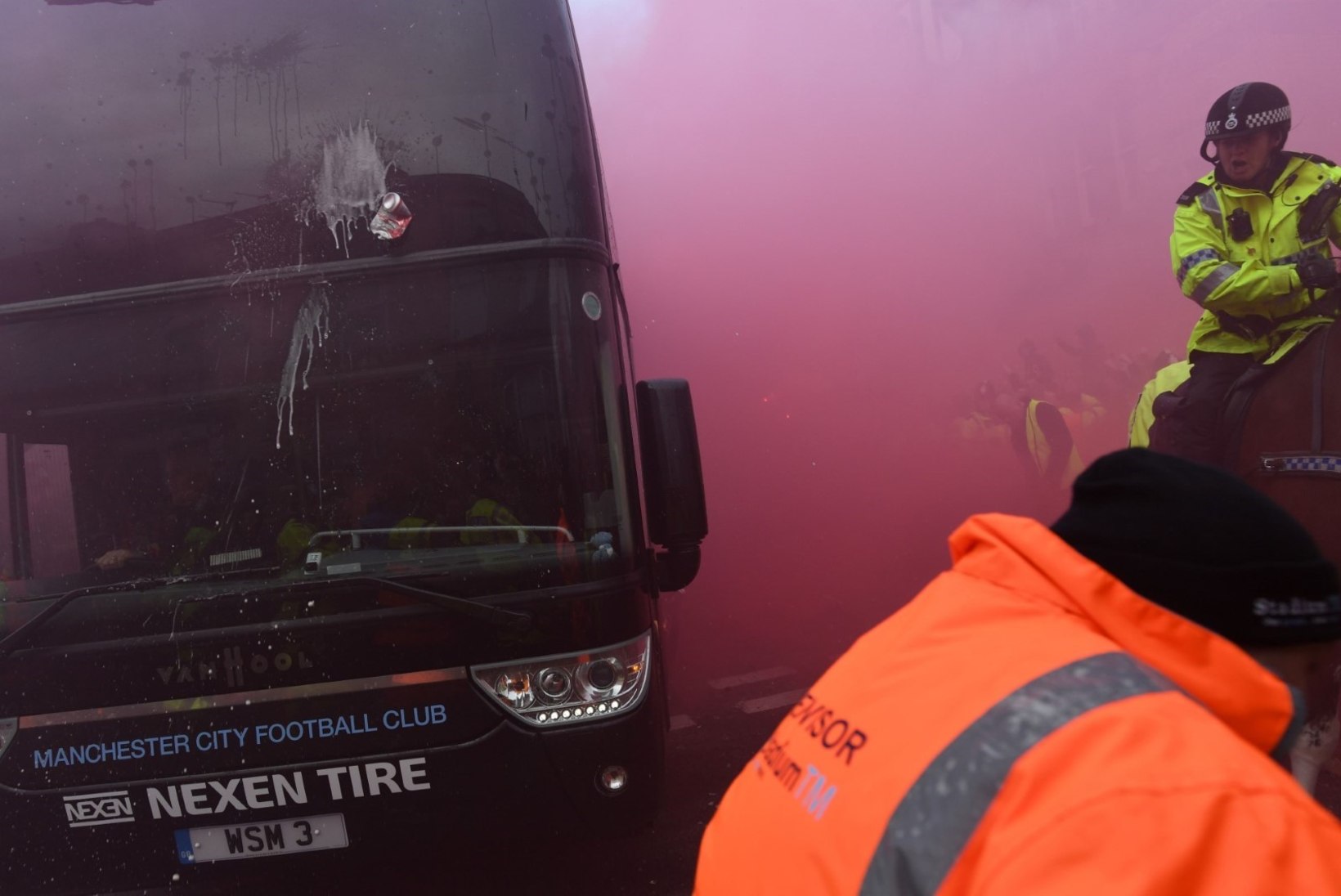 VIDEO | Koge Liverpooli fännide bussirünnakut Manchester City mängijana