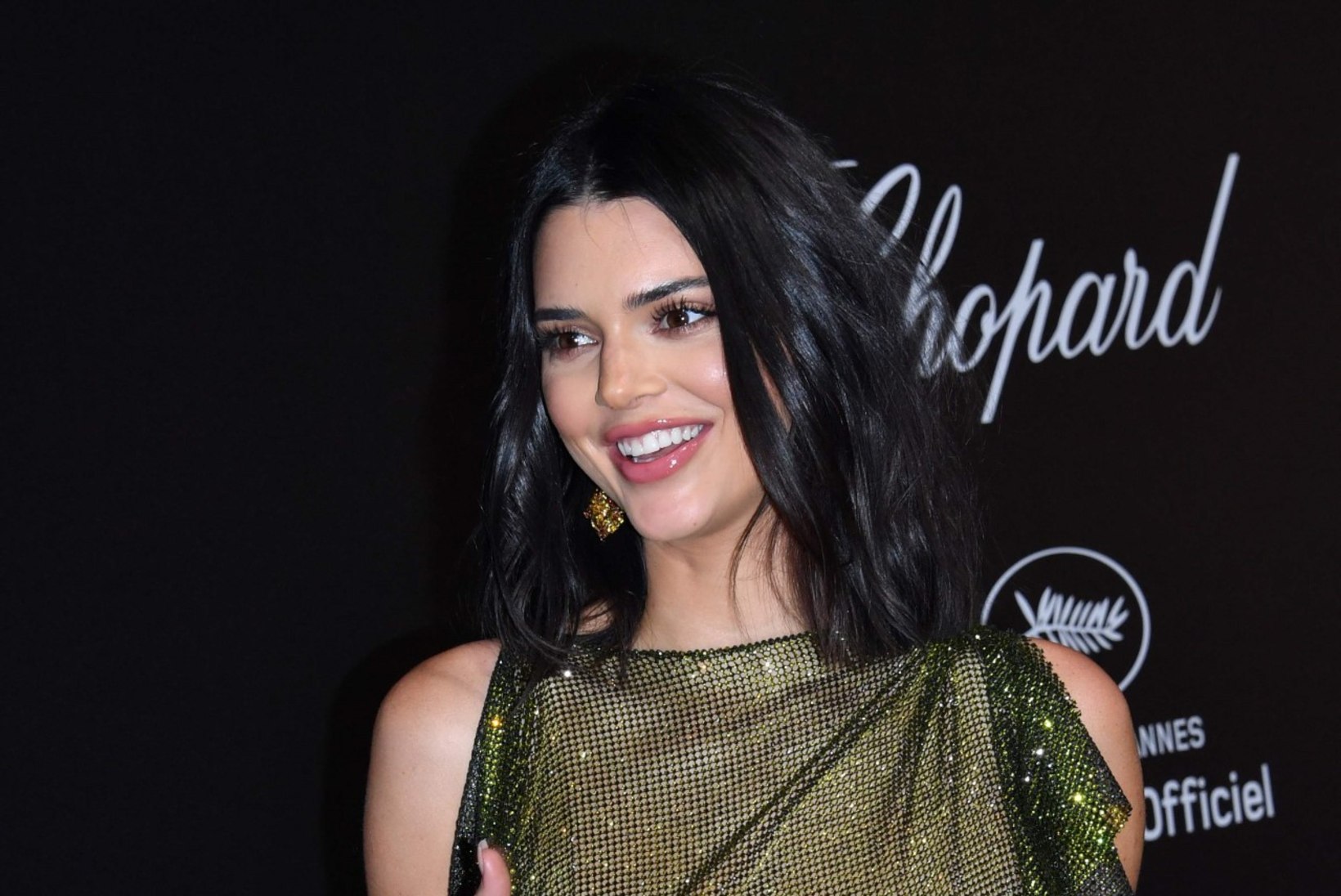 Rinnahoidjata Kendall Jenner ajas Cannes'i elevusse