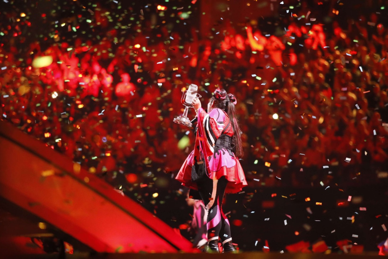 Eurovisioni võitja Netta võiduhetkest: kõik läks häguseks ja ma ei saanud aru, mis toimub