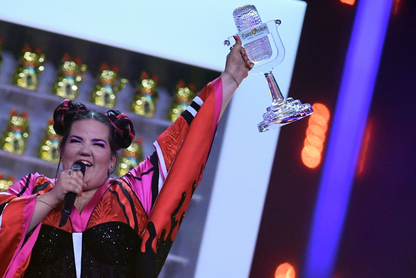 BLOGI JA GALERII | Iisrael võttis Eurovisioni võidu, Eestile finaalis 8. koht!