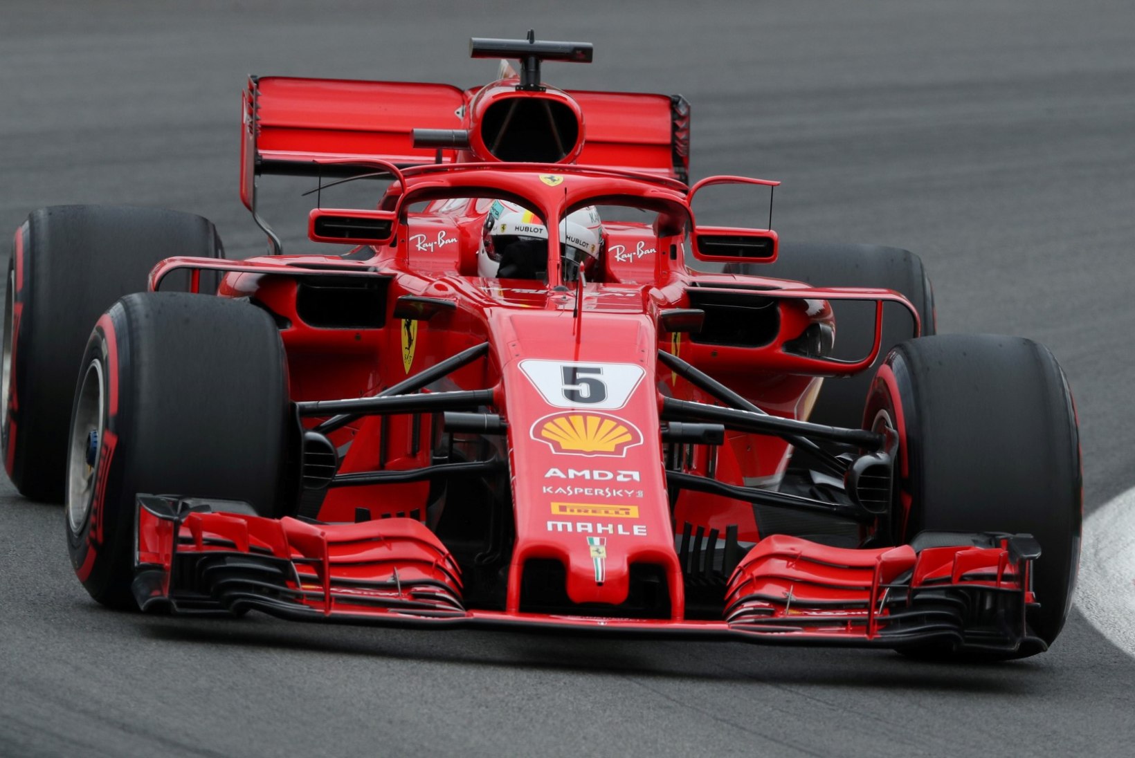 FIA pani Ferrari "tiibadele" veto peale