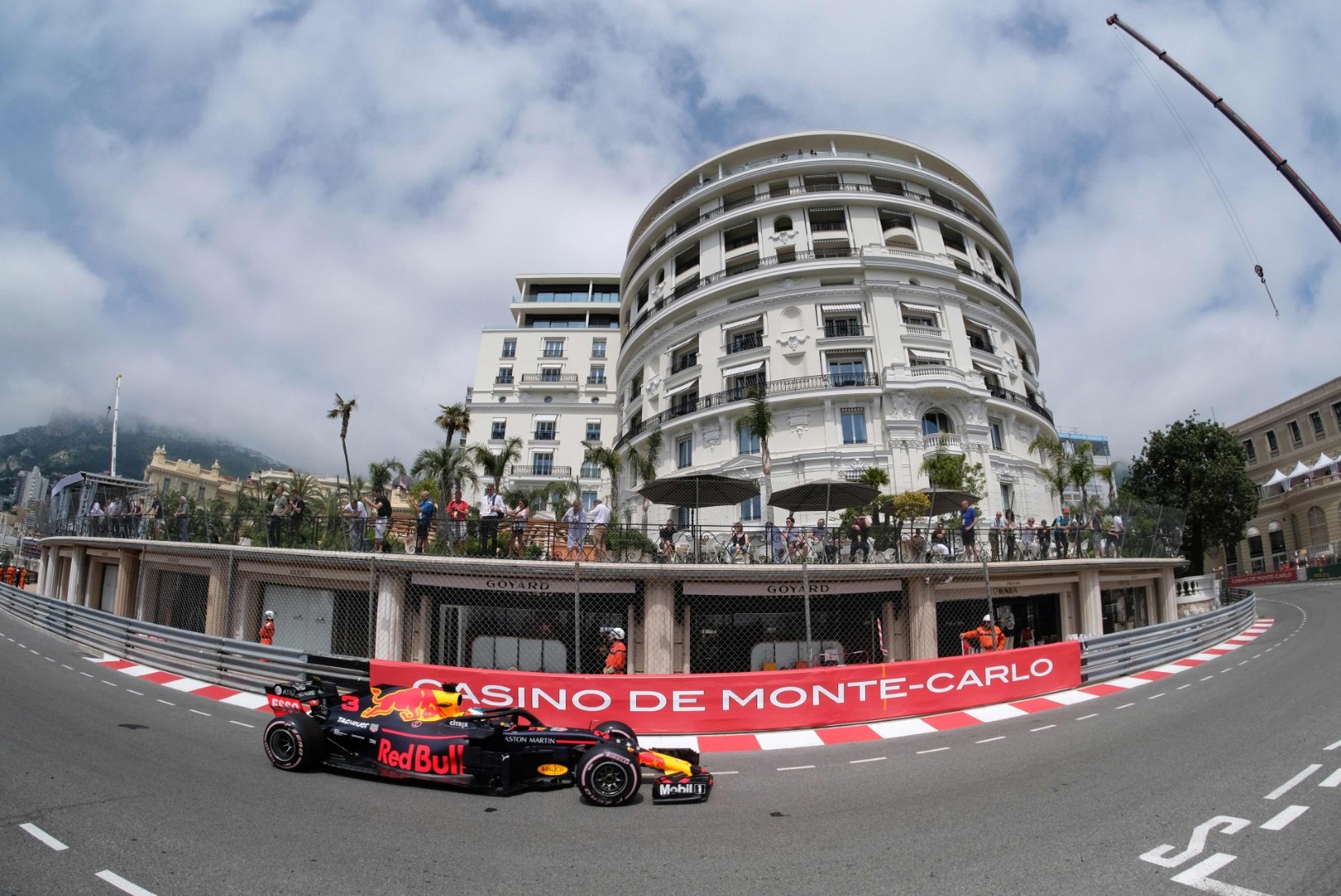 VIDEO | Ricciardo püstitas Monacos rajarekordi