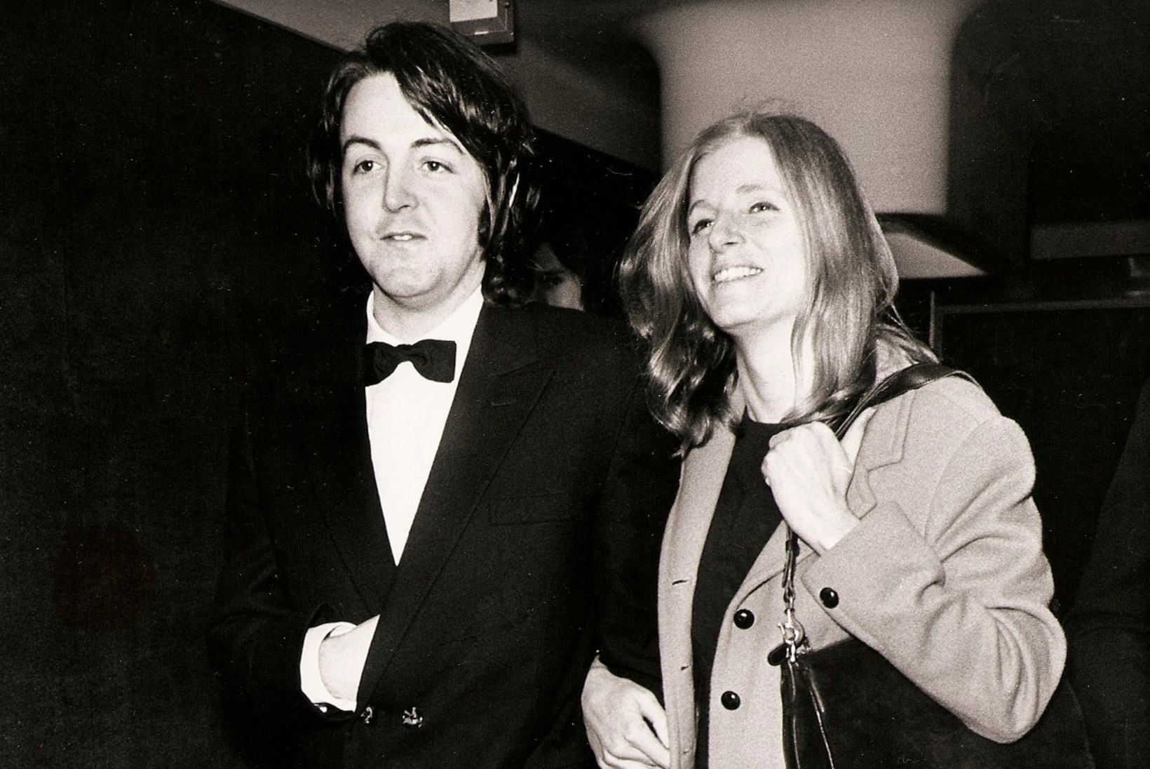 Paul McCartney annetas oma kadunud kaasa fotod tippmuusemile