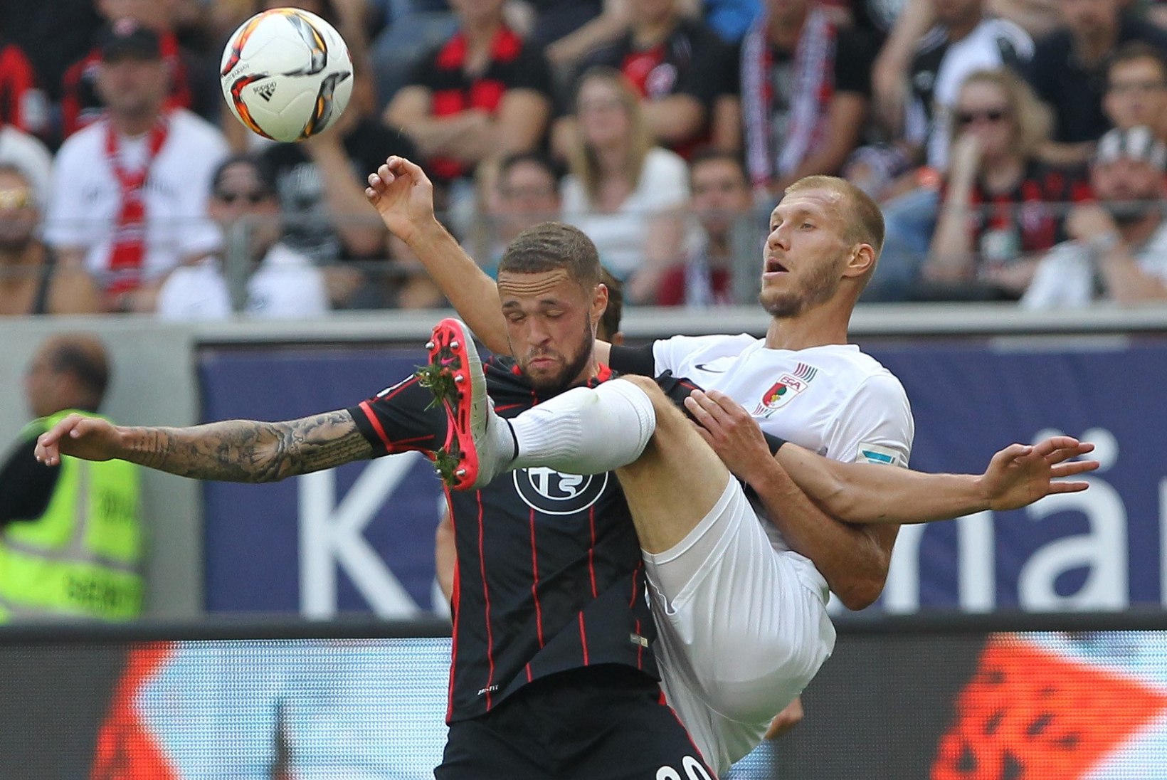 Saksamaa väikeklubist Meistrite liiga finaali: Augsburgis jälgitakse Klavani edulugu suure uhkusega