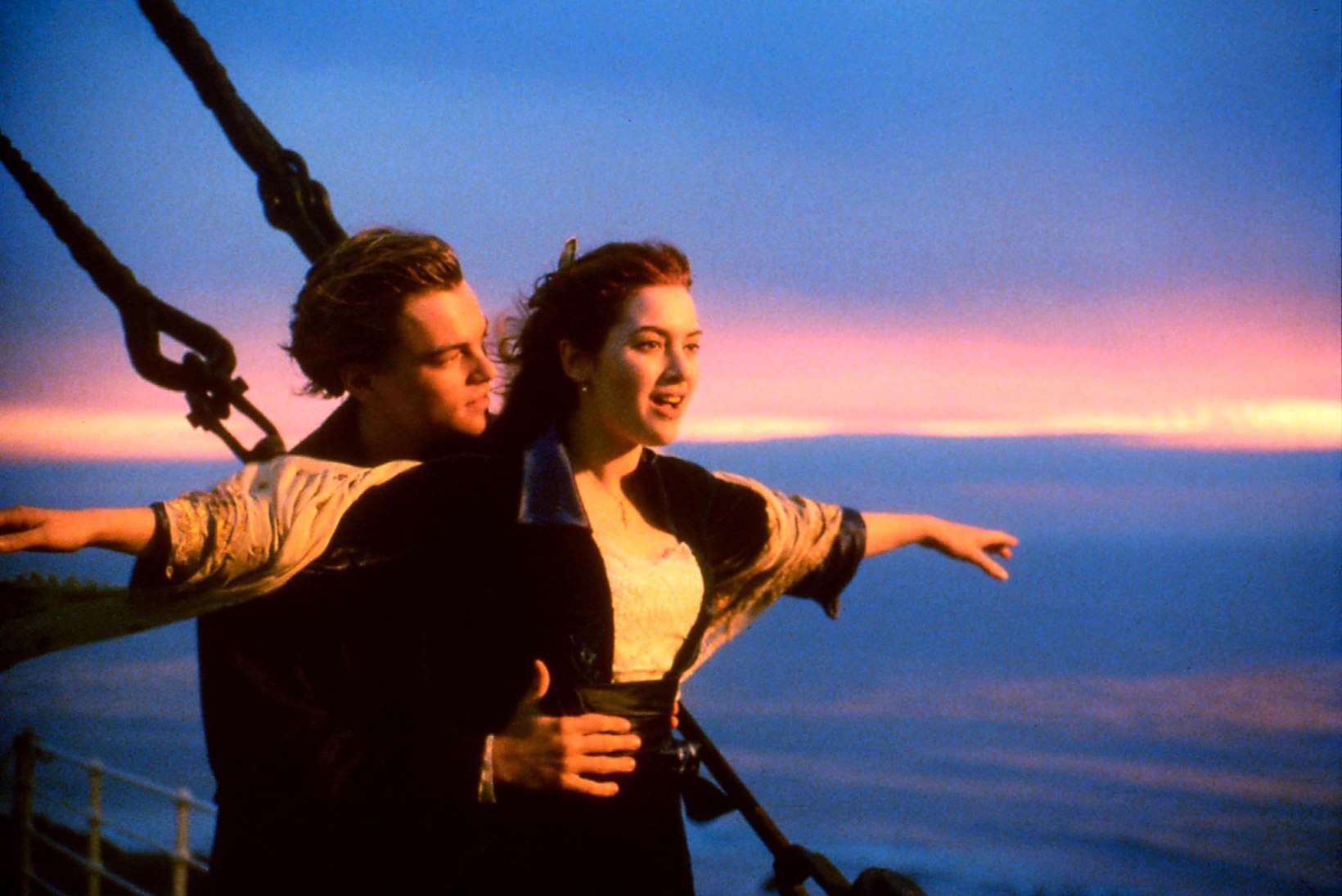 „Titanicu“ näitleja üritas oma endist kallimat surnuks kägistada
