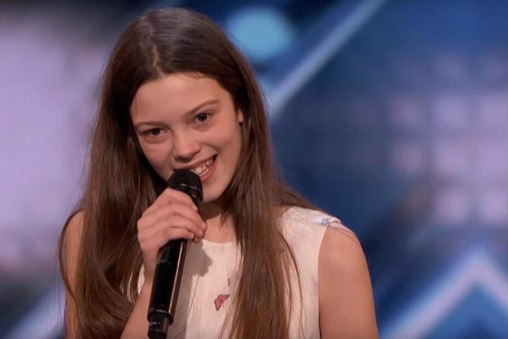 VAPUSTAV! Uje 13aastane koolitüdruk lõi USA talendisaate žürii pahviks