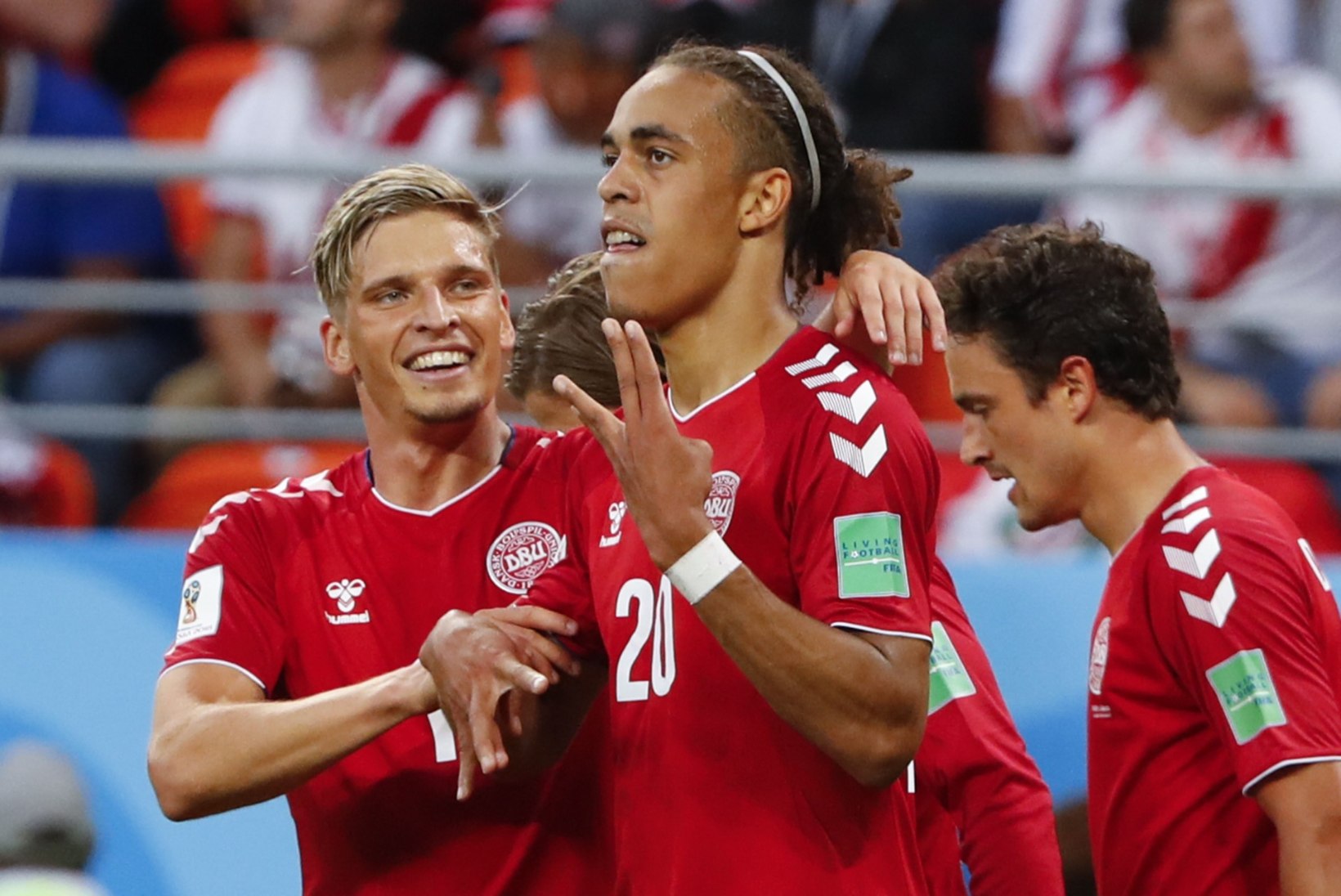 Taani alustas MMi mesimagusa võiduga, Peruu eksis VARi abil teenitud penaltil