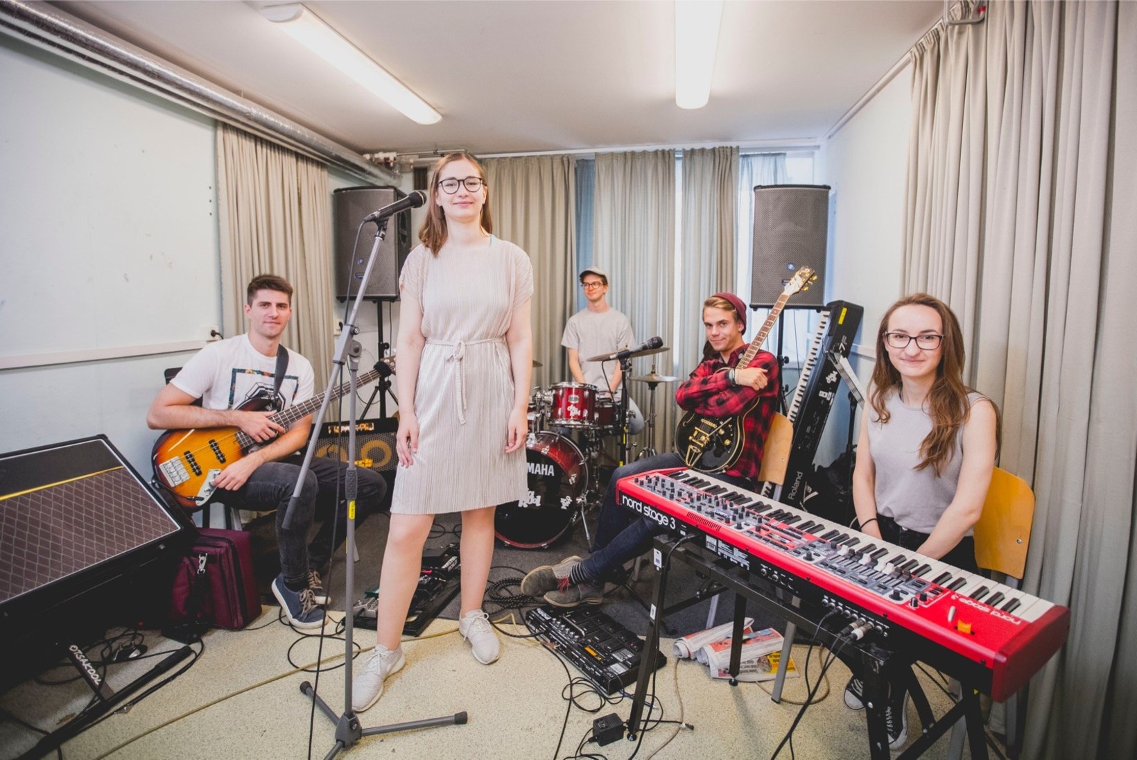 ÕL VIDEOINTERVJUU | Noortebändi  poolfinalist ansambel PIHLAP•UUD teeb eesti keeles "La forzat"