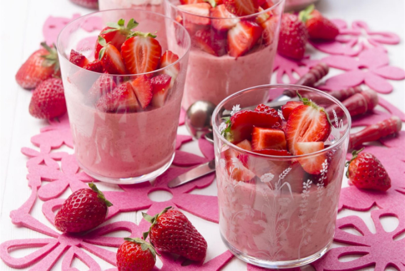 Vahukoore-maasikatarretis