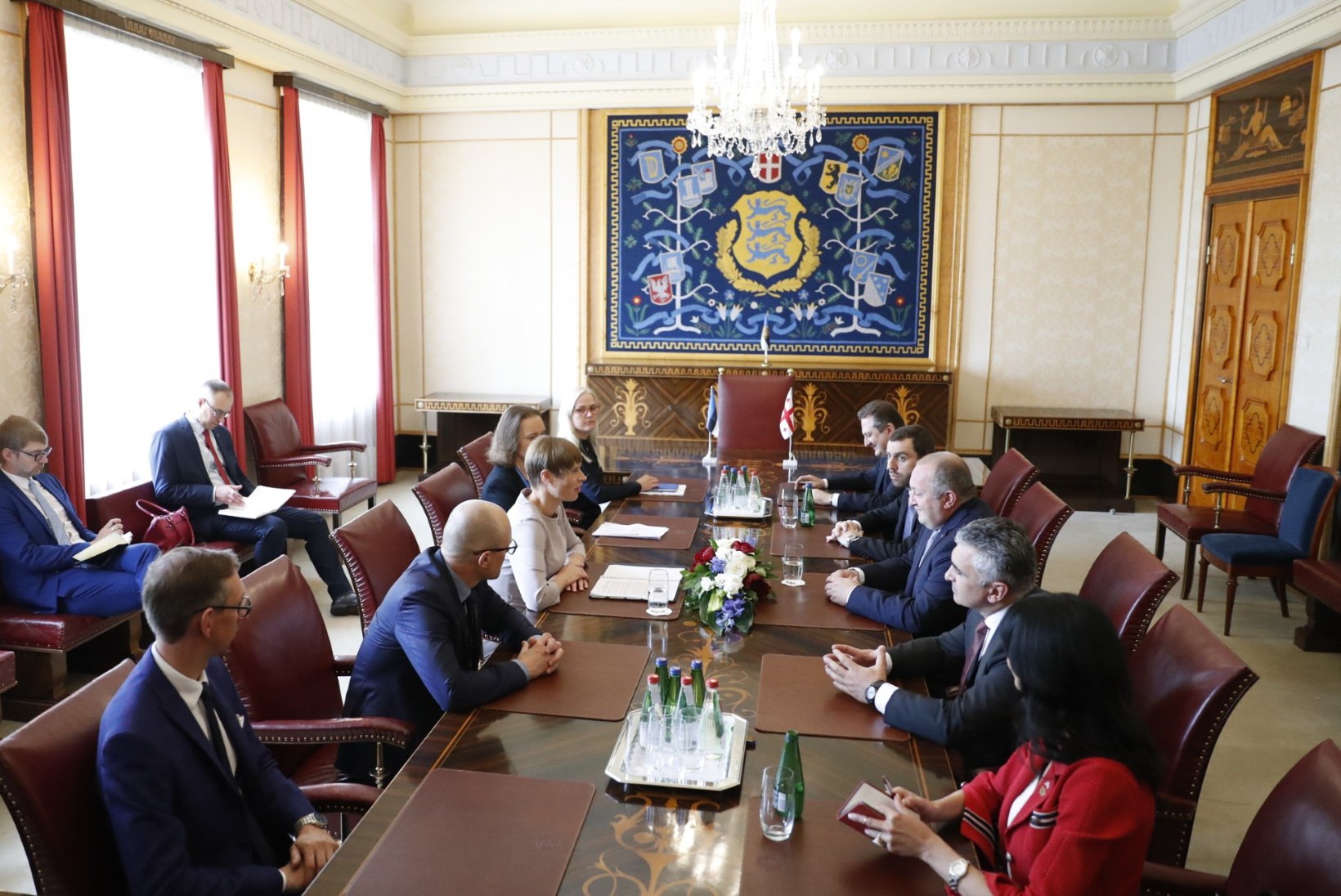GALERII | President Kaljulaid kohtus Gruusia presidendi Giorgi Margvelašviliga