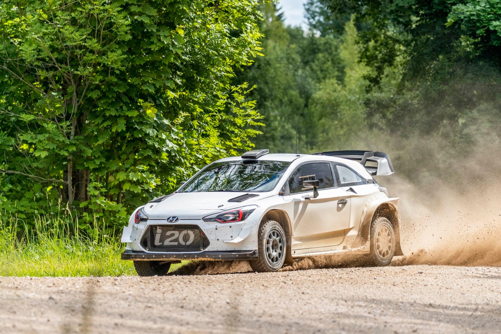FOTOD | Hyundai rallimeeskond tegi Lõuna-Eestis tõsise testipäeva