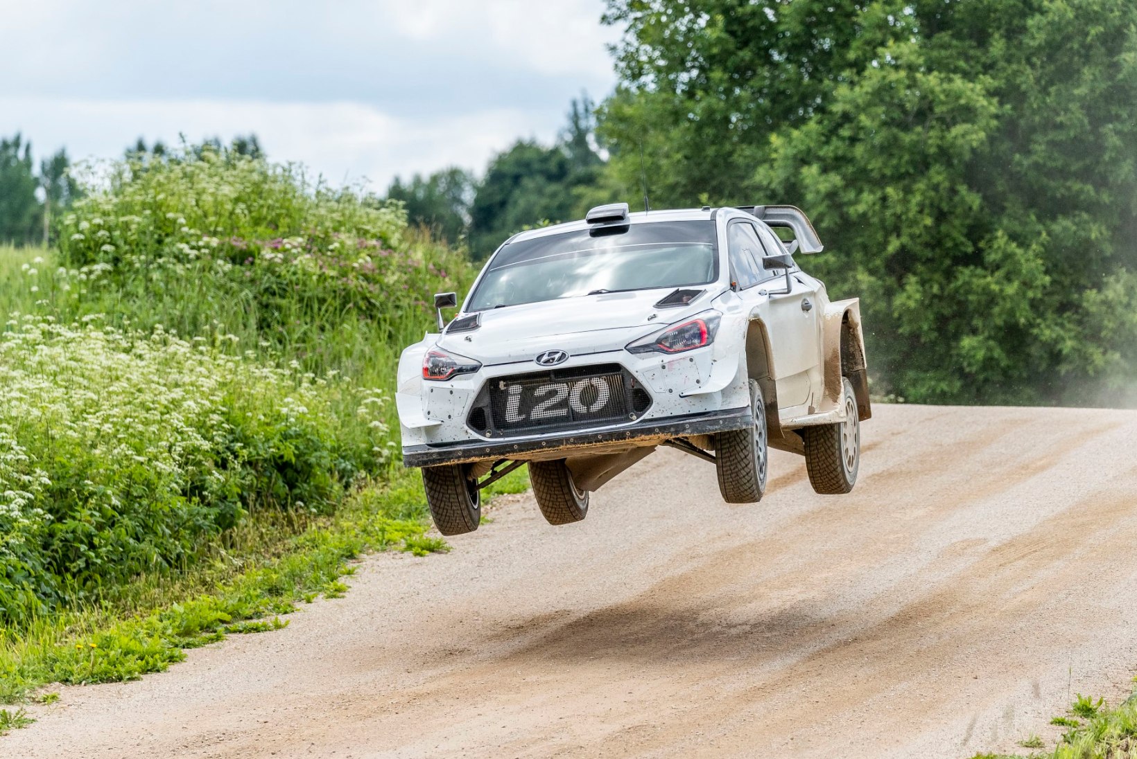 FOTOD | Hyundai rallimeeskond tegi Lõuna-Eestis tõsise testipäeva